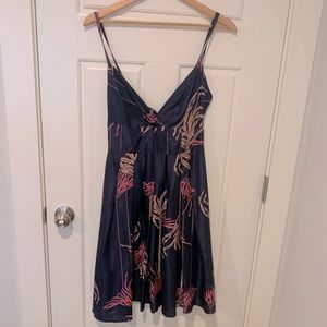 Beautiful silk dress, mint condition
